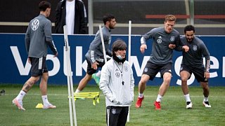 Löws Dreierketten-Plädoyer vor der EM-Generalprobe