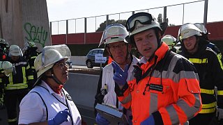 Katastrophenschutzübung auf der A 33 zwischen Halle und Borgholzhausen