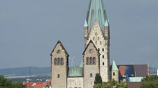 Wahrzeichen von OWL: Paderborner Dom