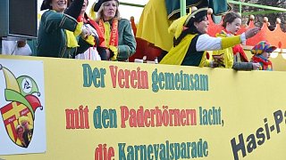 Bad Driburg: Närrischer Karnevalsumzug durch die Badestadt