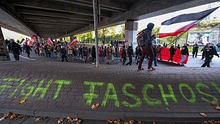 Bielefeld: 14.000 Demonstranten pfeifen Neonazis aus der Stadt