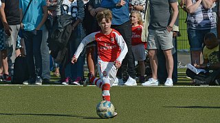 Verl: Fußball-Star David Beckham zu Gast beim SC Verl