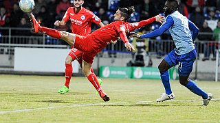 Arminia gewinnt nach Elfmeterschießen gegen Walldorf Astoria