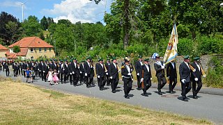 In Willebadessen werden die beiden Königspaare mit viel Beifall gefeiert.