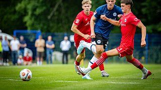 Arminia Bielefeld gewinnt das Testspiel gegen Verl II mit 5:1.