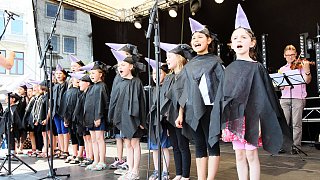 Herford: Ein kunterbuntes Hoeker-Fest