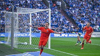 SC Paderborn siegt 2:0 gegen FC Schalke 04