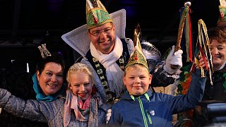 Steinheim: Karnevalisten feiern Sessionsbeginn