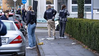 Polizei-Großeinsatz nach Schüssen vorm Bielefelder Landgericht