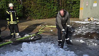 Trafo brennt in Neuenkirchen - Mehrere tausend Haushalte ohne Strom