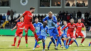 Arminia gewinnt nach Elfmeterschießen gegen Walldorf Astoria