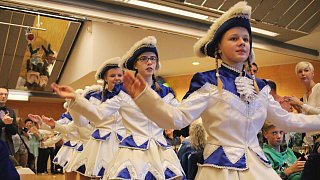 Beverungen: Carnevalsverein Weserbrücke Beverungen feiert Eröffnungsball