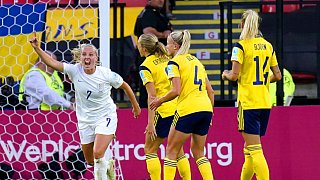 Engländerinnen nach 4:0-Spektakel gegen Schweden im Finale