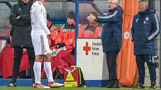 Bayern gewinnt souverän gegen Paderborn mit 6:0
