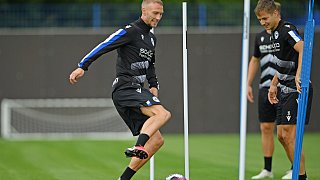 Das erste Arminia-Training mit Neuzugang Mike van der Hoorn