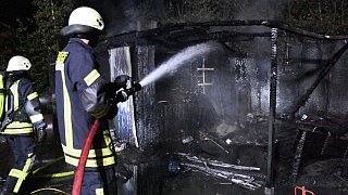 Brand einer Gartenlaube an der Oststraße in Gütersloh