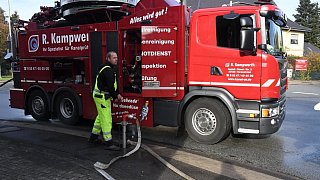 Borgholzhausen: B 68 wegen Hühnermist stundenlang gesperrt