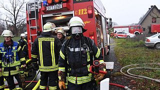 50 Feuerwehrleute löschen Brand in Österwiehe
