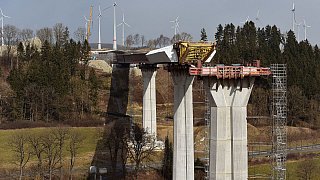 Bad Wünnenberg: Impressionen vom Brückenbau der B 480n über das Aftetal