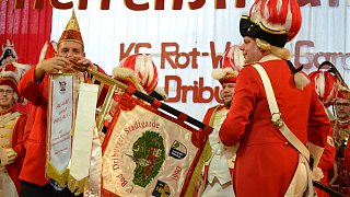Bad Driburg: Närrische Herrensitzung der KG Rot-Weiße Garde