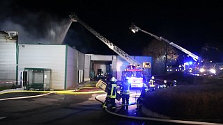Borgholzhausen: Großbrand bei Schüco