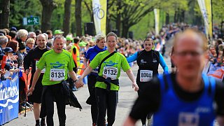 Hermannslauf 2015: Fotos vom Ziel an der Sparrenburg