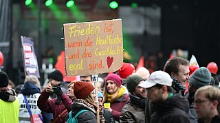 Massenprotest gegen AfD-Jugend in Gießen