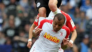 Arminia Bielefeld besiegt Regensburg mit 2:1