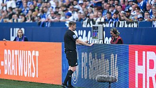 SC Paderborn siegt 2:0 gegen FC Schalke 04