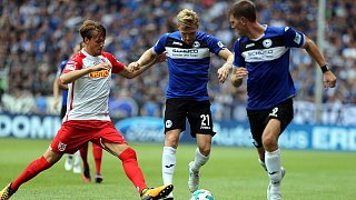 Arminia Bielefeld besiegt Regensburg mit 2:1