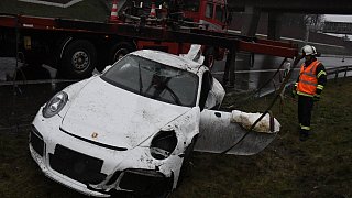 Porsche überschlägt sich auf der A33 bei Steinhagen
