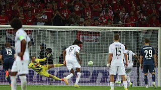 Von Ausschreitungen überschattet: Köln punktet in Nizza