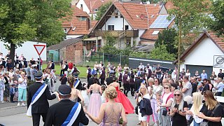 Warburg: Bonenburger Majestäten werden begeistert gefeiert