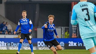 Arminia Bielefeld schlägt 1860 München 2:0.