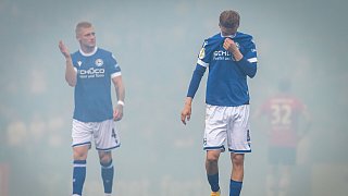 Arminia Bielefeld schlägt Hannover 96 mit 2:0.