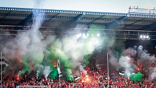 Arminia Bielefeld schlägt Hannover 96 mit 2:0.