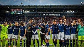 Arminia Bielefeld schlägt Hannover 96 mit 2:0.