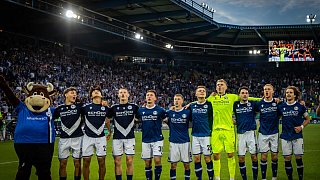 Arminia Bielefeld schlägt Hannover 96 mit 2:0.