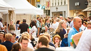 Bielefelder Weinmarkt gestartet