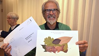 Igel-Zeichnungen von Promis in Verl