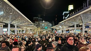 Über 25.000 Menschen bei Großdemo auf dem Bielefelder Jahnplatz