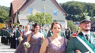 Bad Driburg: Glanzvolles Schützenfest in Neuenheerse