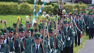 Bad Driburg: Glanzvolles Schützenfest in Neuenheerse