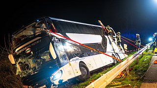 Warburger Berufsschüler verunglücken auf der A44