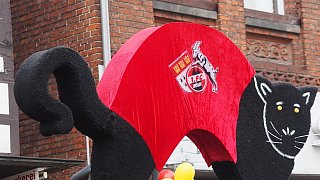 Nieheim: Rosenmontagszug