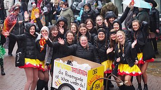 Nieheim: Rosenmontagszug