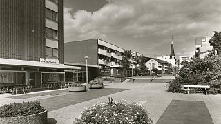 Brackwedes Treppenstraße verströmt den verblichenen Glanz der 70er Jahre. Ihre Sanierung steht ganz oben der Stadtumbauliste.