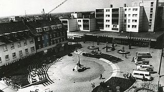 Brackwedes Treppenstraße verströmt den verblichenen Glanz der 70er Jahre. Ihre Sanierung steht ganz oben der Stadtumbauliste.