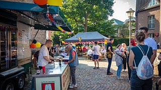 Baustellenparty an der Brackweder Hauptstraße