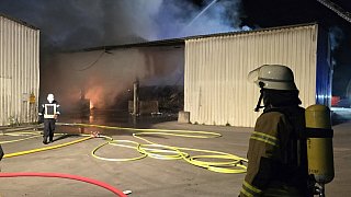 Feuerwehreinsatz bei Firma Remondis in Dörentrup
